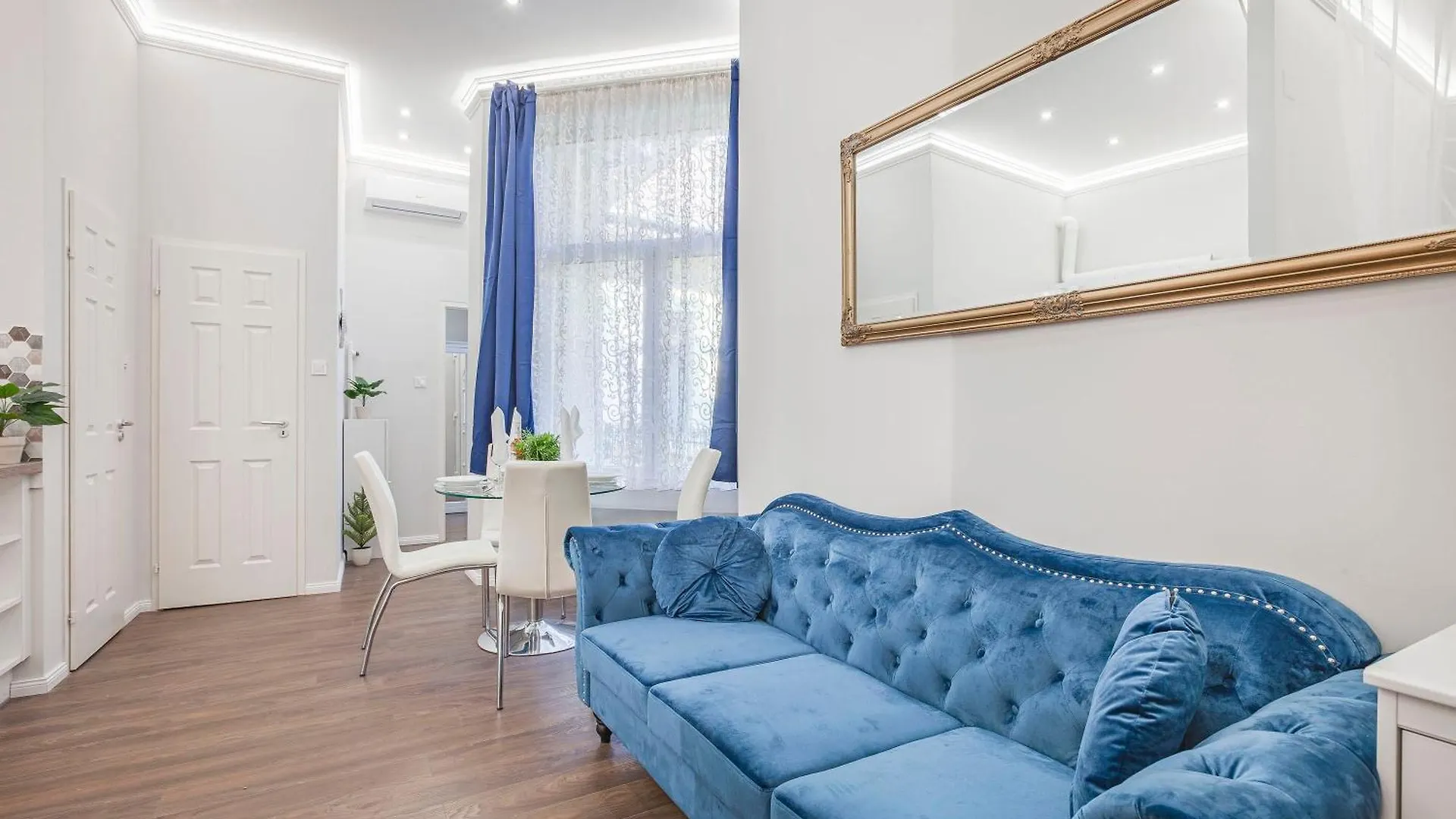 Downtown Haven Apartment Budapest Hungary