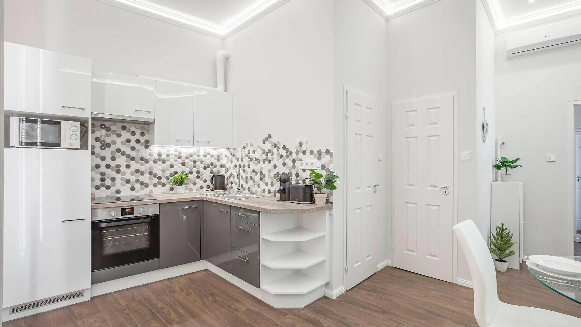 Downtown Haven Apartment Budapest Hungary
